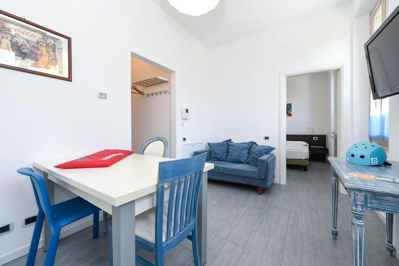 Sail Home - Apartments For Wind Lovers Campione del Garda 0*,  Italia